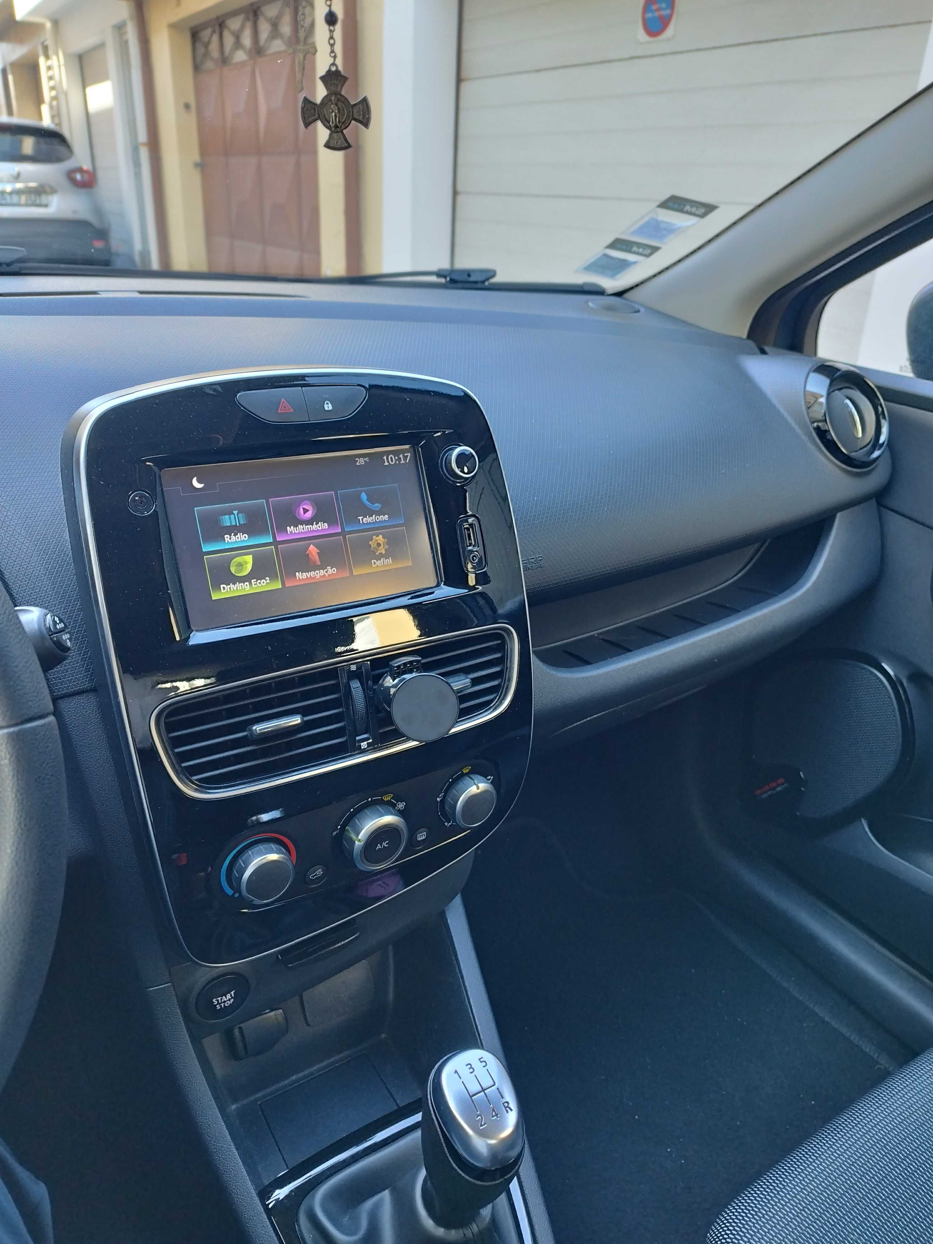 Clio 4 impecável