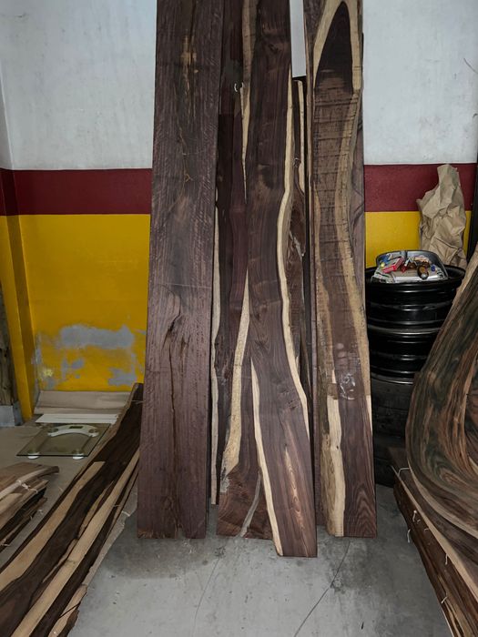 Madeira e Folha Pau Santo