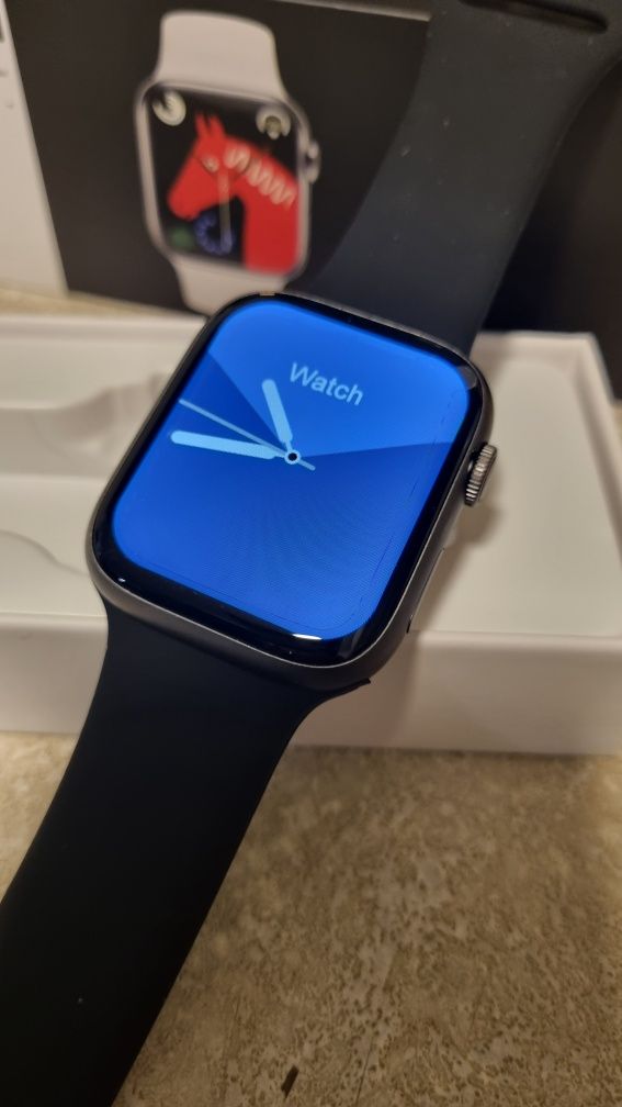 Smartwatch black