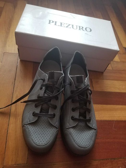 Кросівки Plezuro Gray р. 44 устілка 29 см стопа 28-28,5 см коробка