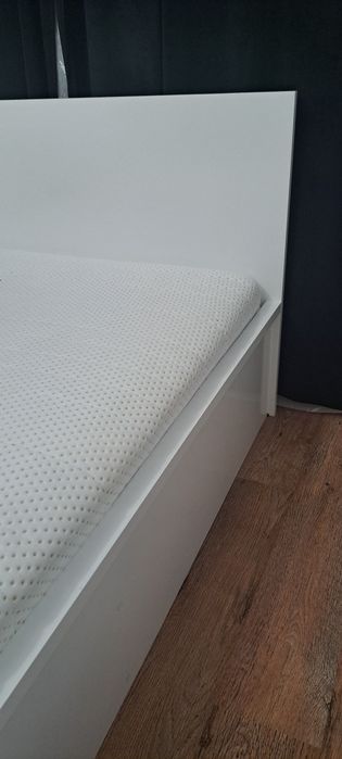 Łóżko sypialniane 2 osobowe