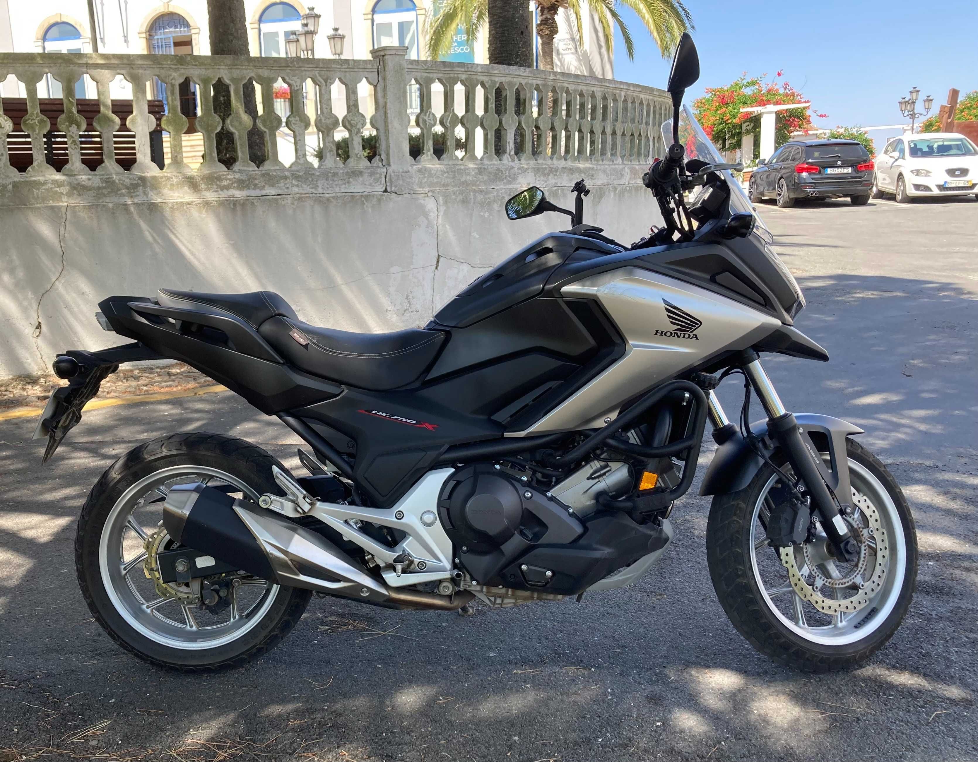HONDA NC750X DCT - 2017 - (28.200 kms)