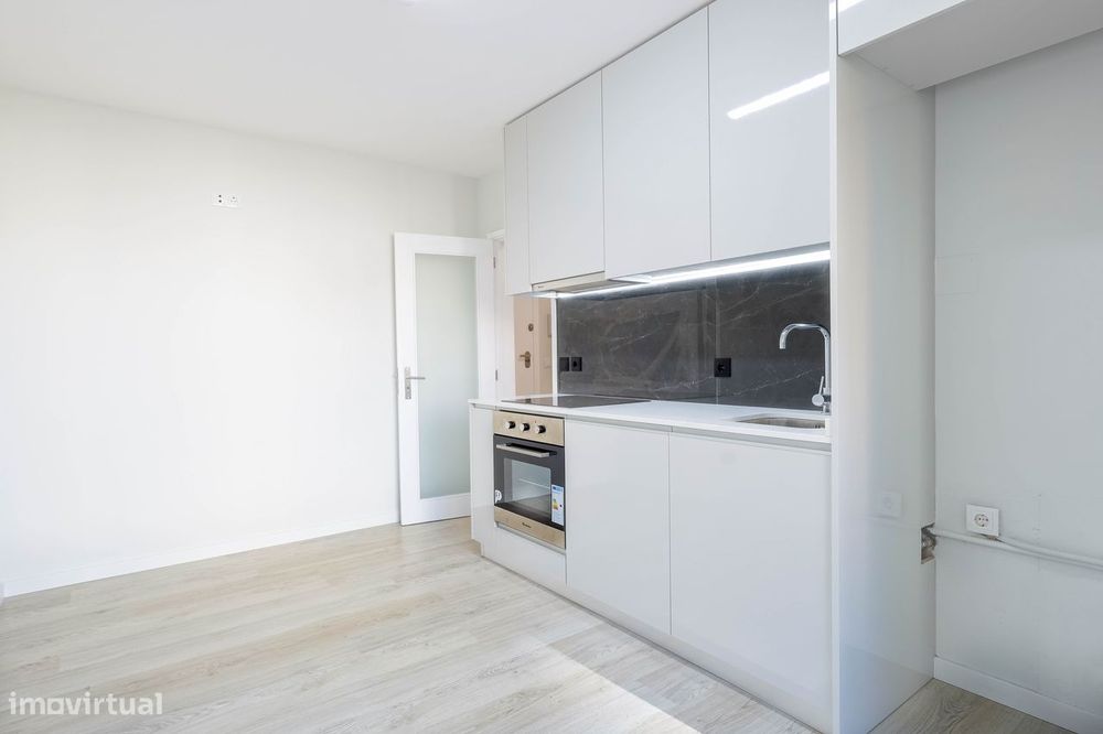 Arrendamento de apartamento Renovado t2 em Ramalde