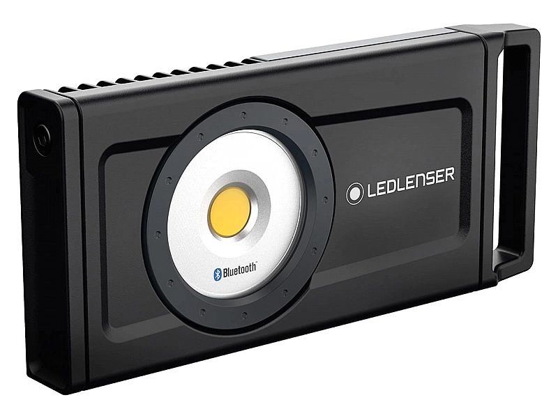 Latarka Ledlenser If8R