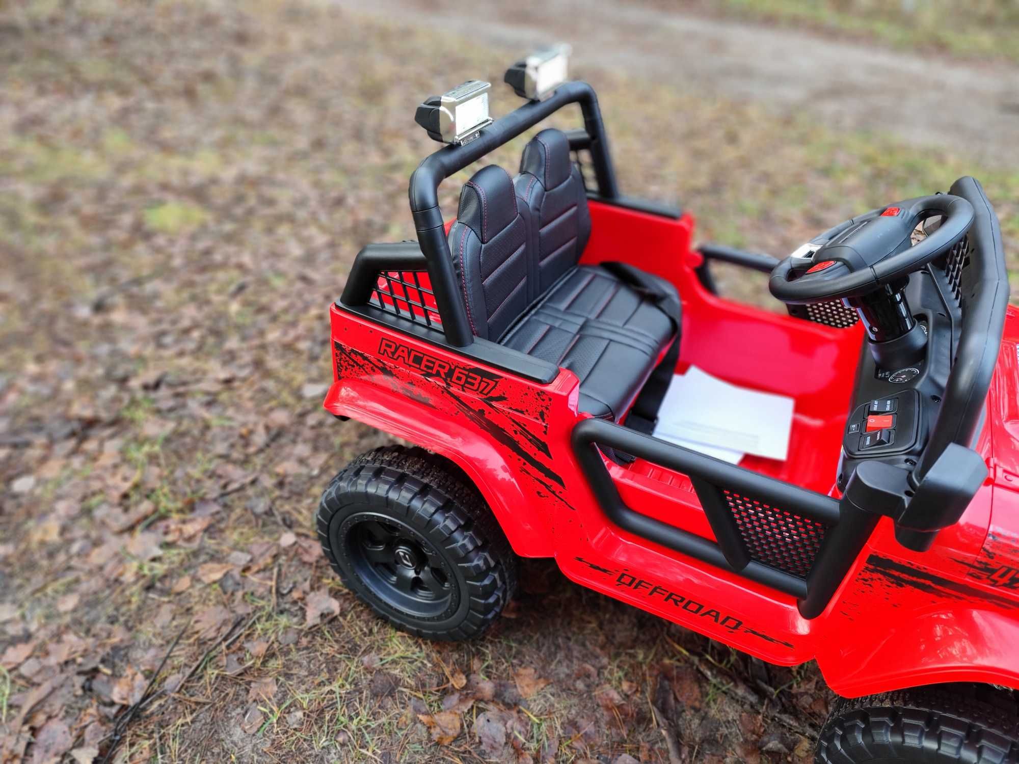Auto Na Akumulator Jeep 4x4 Dla Dziecka - Pilot - Miękkie koła