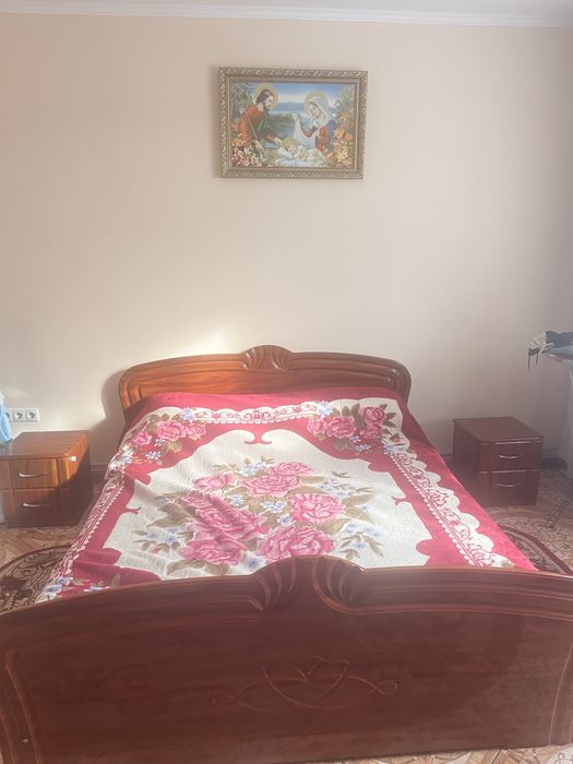 Ліжко двохспальне