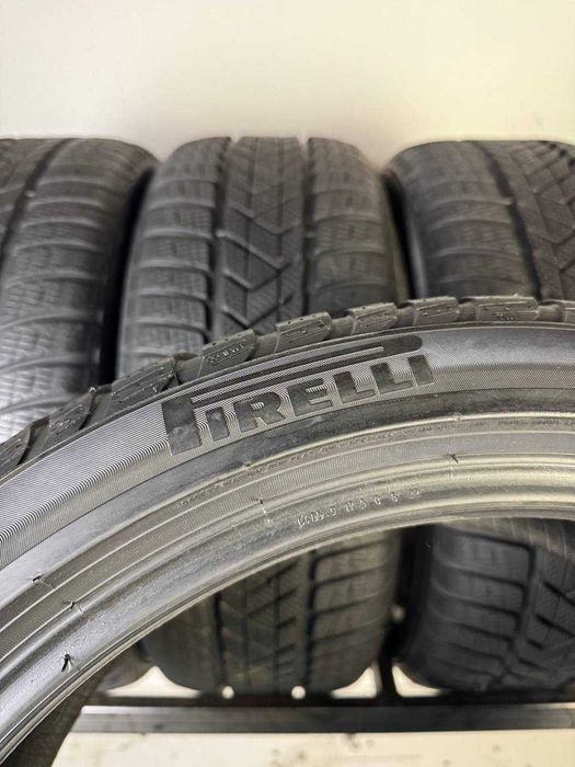 245/40/19 R19 Pirelli Sottozero 3 RSC 98V 4шт Зимова шина 7+мм