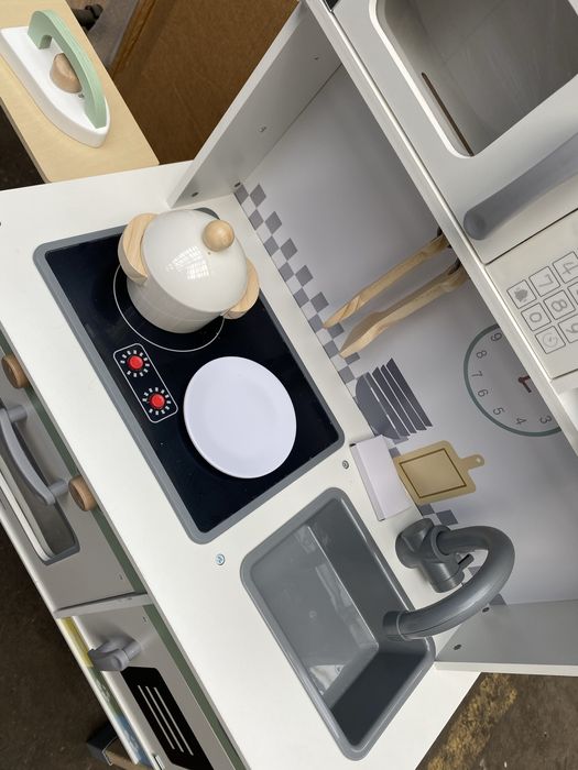 Кухня дерев’яна дитяча іграшкова Кухня для дітей