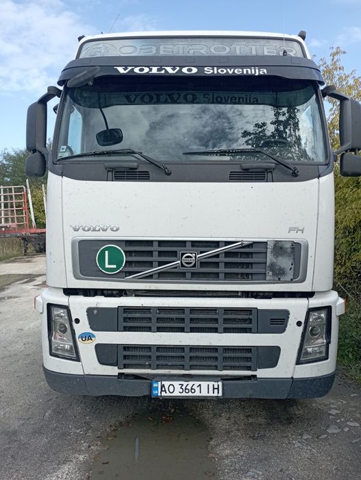 Volvo FH 13 2008 і прицеп лісовоз Krone SDP 27