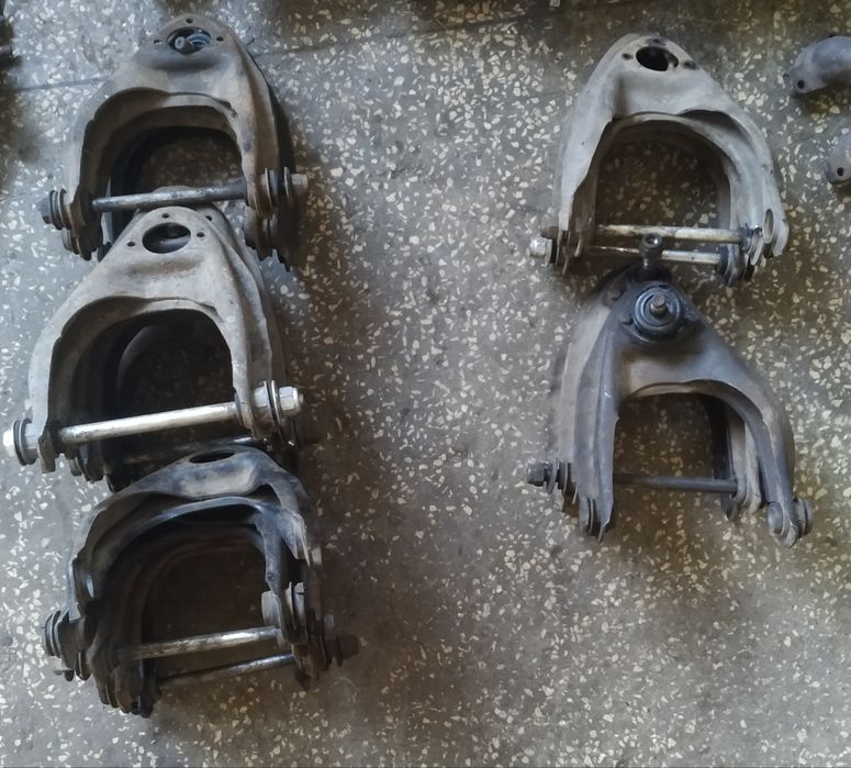 Верхні ричаги ВАЗ 2101-07