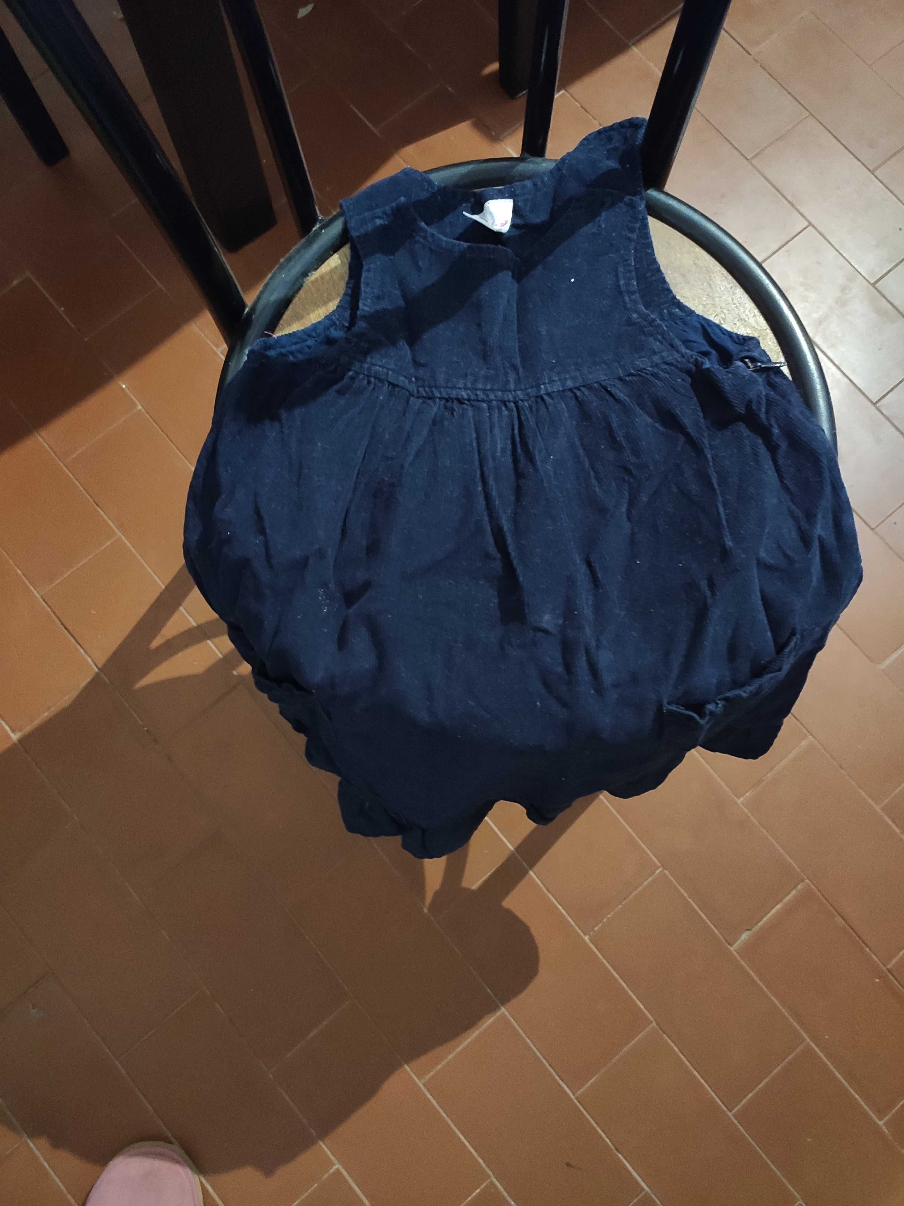 Roupas em bom estado