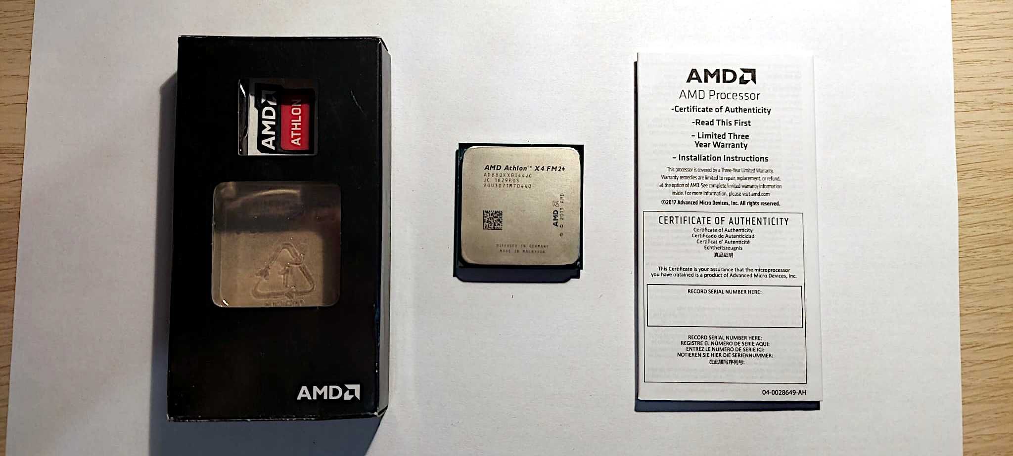 AMD Athlon X4 880K – topowy FM2+ z pudełkiem i naklejką