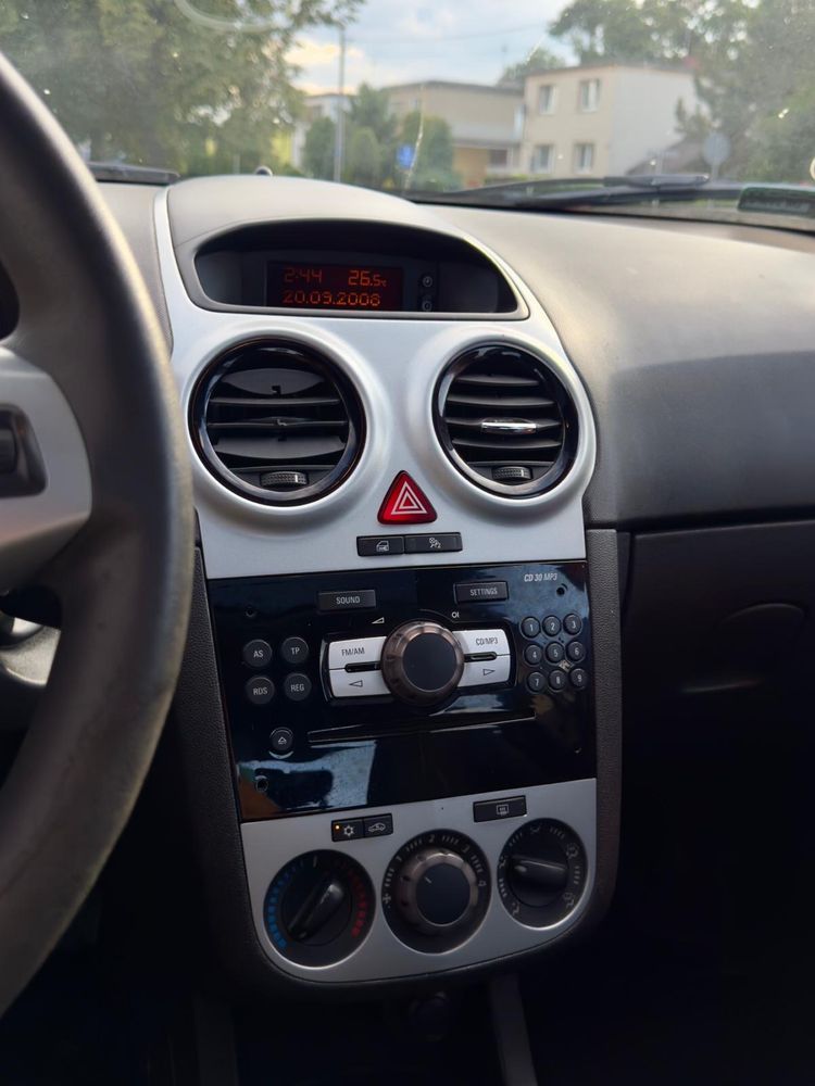 Opel Corsa  1.3 CDTI. 75 km