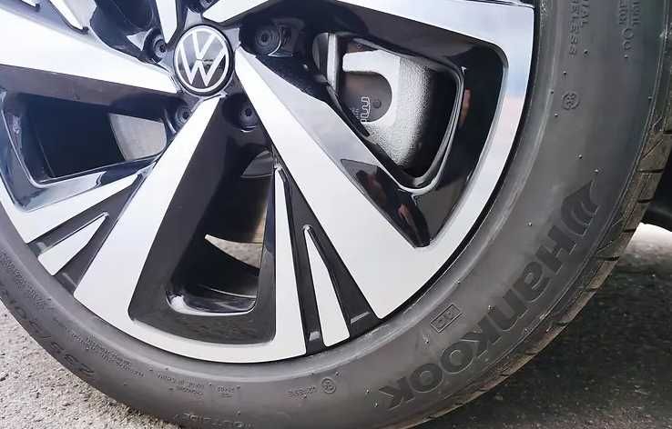 VW ID.6 CROZZ 7 місць , 85 квт на 600 км