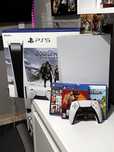 Playstation 5 z napędem + pad + 3 gry + pudełko