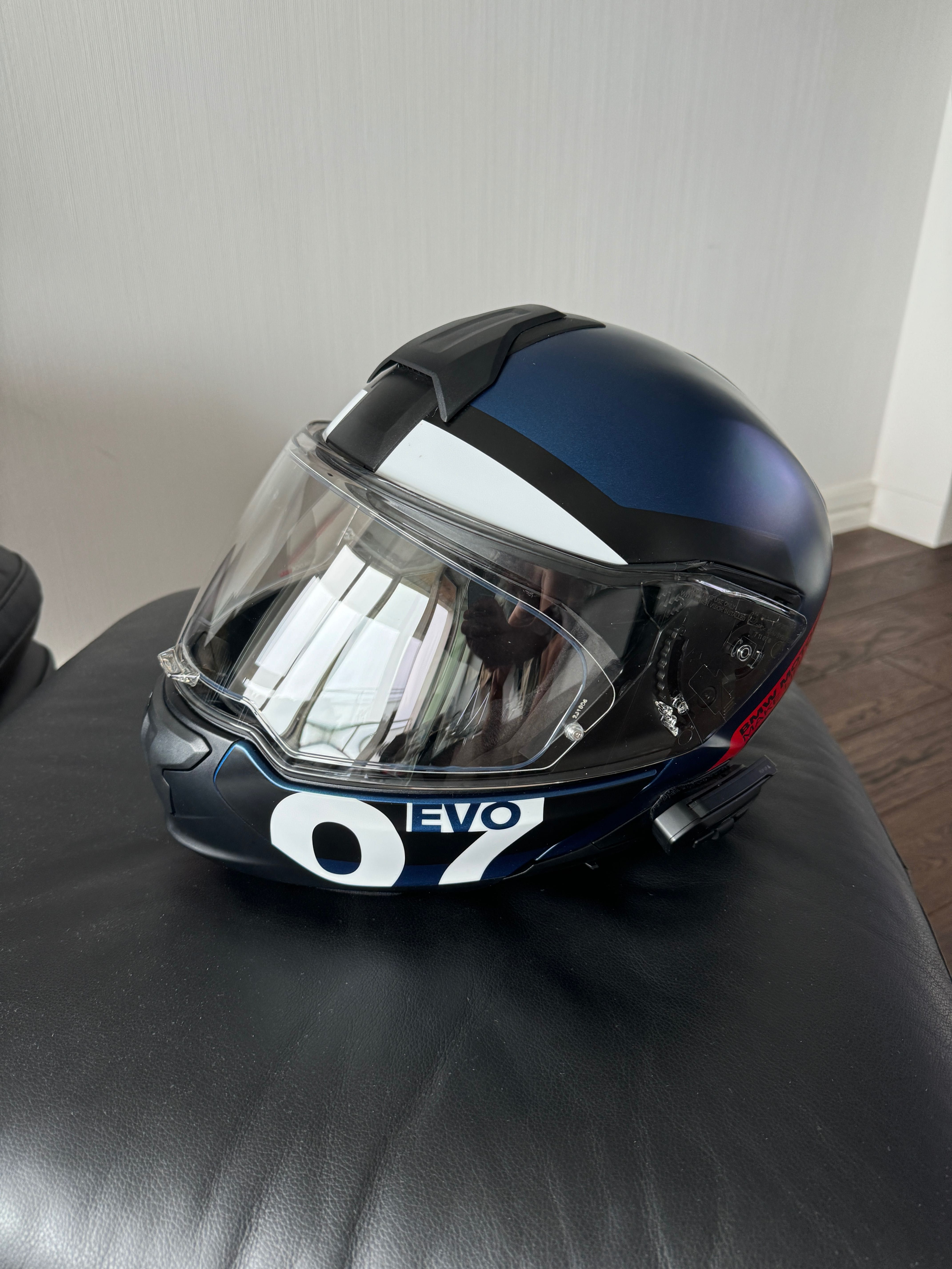 Kask BMW System 7 Carbon Evo , L 58/59  BMW Connected Ride COM U .
