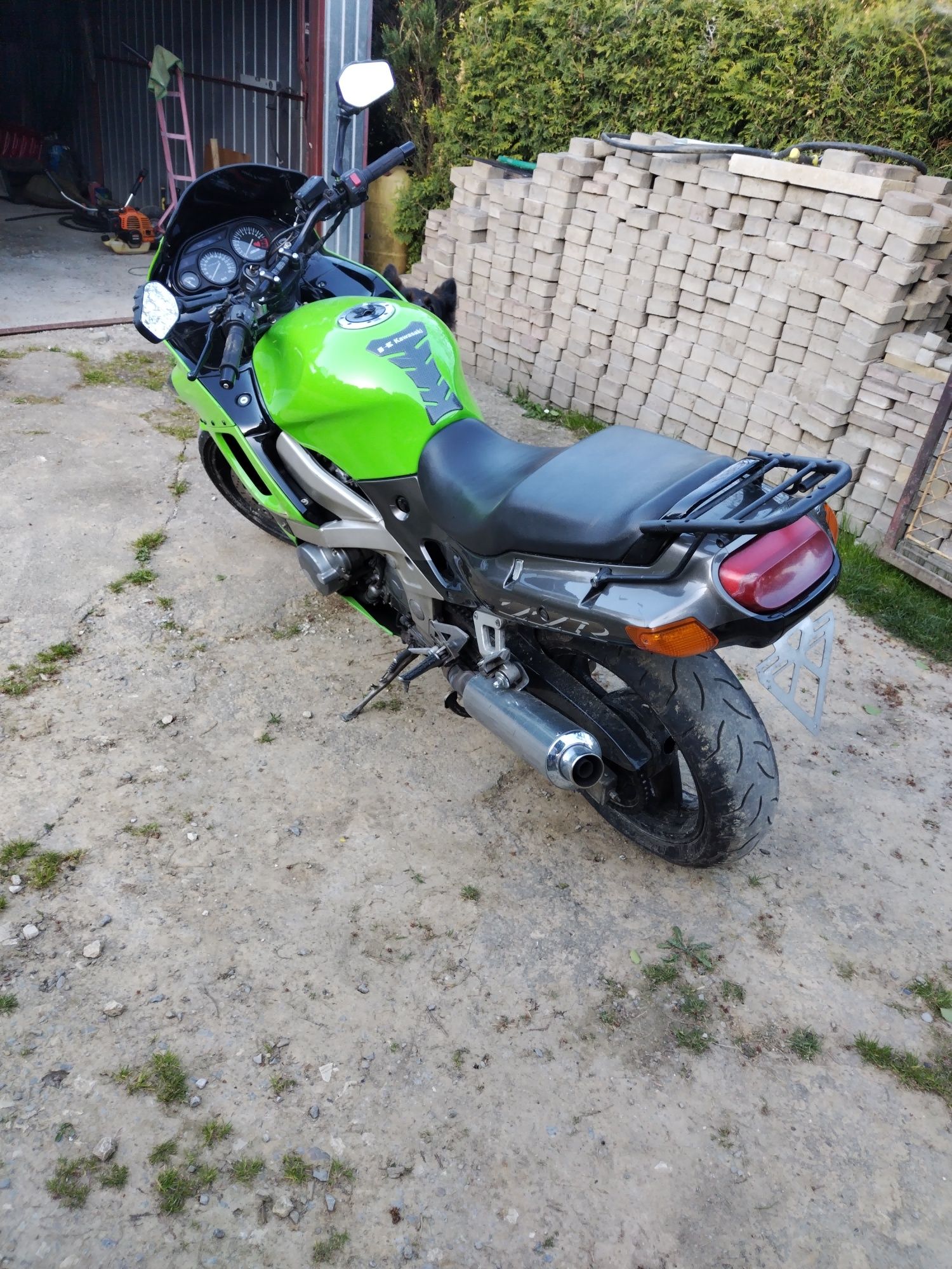 Kawasakvi Zzr600