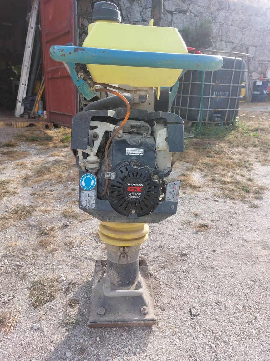 Saltitão AMMANN  Yanmar gasolina