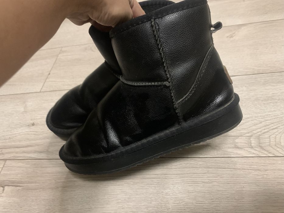 Уггі дитячі 36 розмір