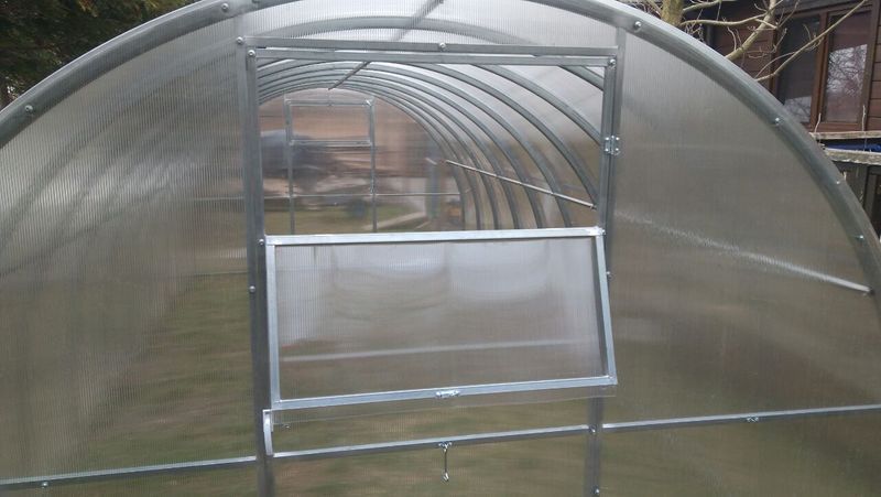 Szklarnia z poliwęglanu Tunel 2,4x2-12m profile 20x20 POLIWĘGLAN 3-6mm