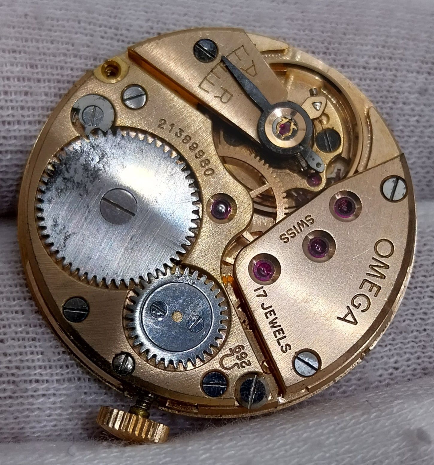 Omega 269 movimento relogio corda manual vintage