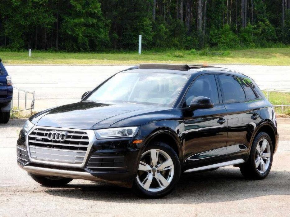 Audi Q5 quattro Premium Plus      2018