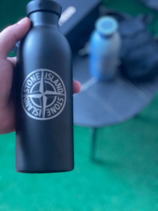Колаборація між Stone Island і брендом 24Bottles.