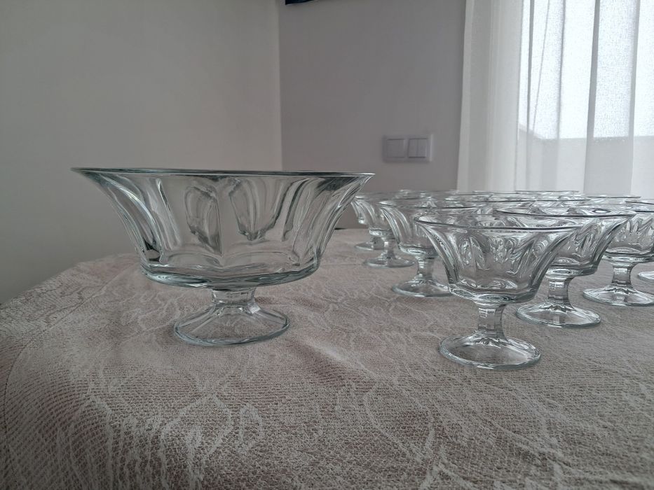 2 Taças Grandes e 16 Taçinhas Novo