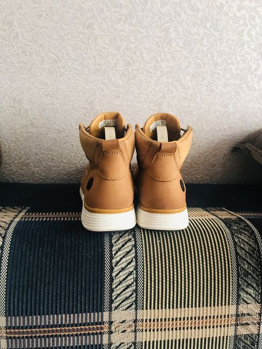 Взуття Timberland 40 р, по устілці приблизно 25 см