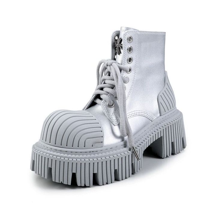 Трендові шкіряні чоботи SMFK