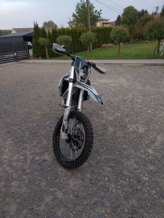 Cross Thumpstar TSF 250S