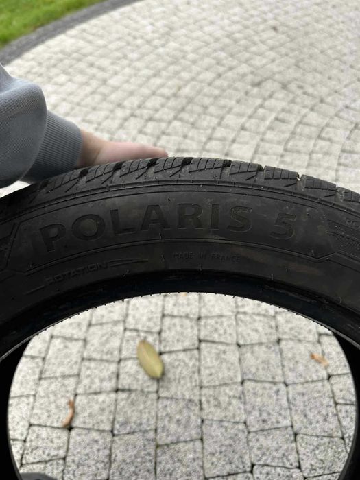 Opony zimowe BARUM POLARIS 5 235/50/19