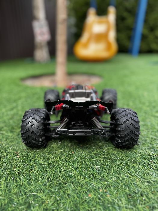 Позашляховик машинка на радіокеруванні CONQUER 4x4, 1:16, червона 50км