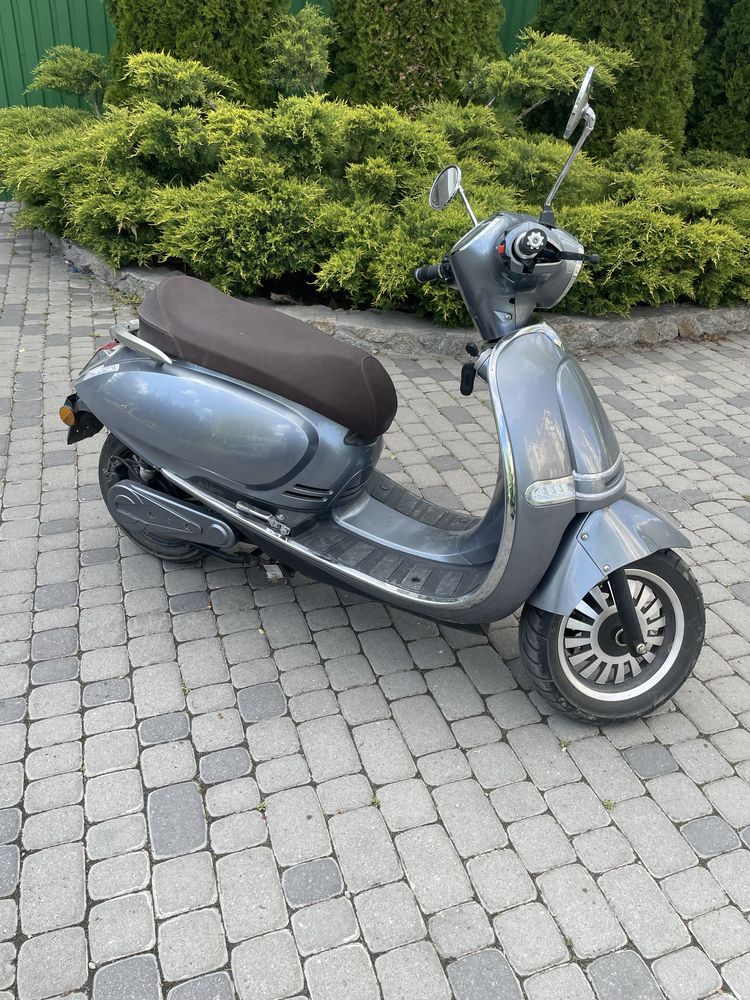 Електроскутер, электроскутер, електромопед CJR MOTORECO TRINITY 4000w