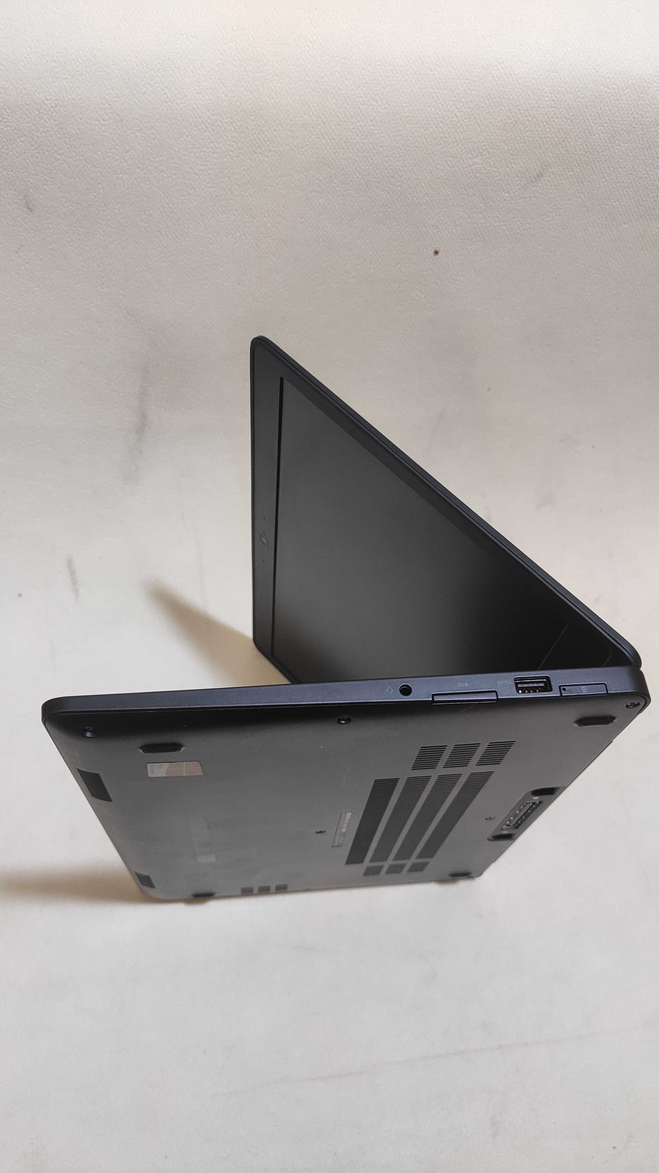 Ноутбук Dell Latitude E7470 IPS Full HD i7-6600U/DDR4 8ГБ/SSD