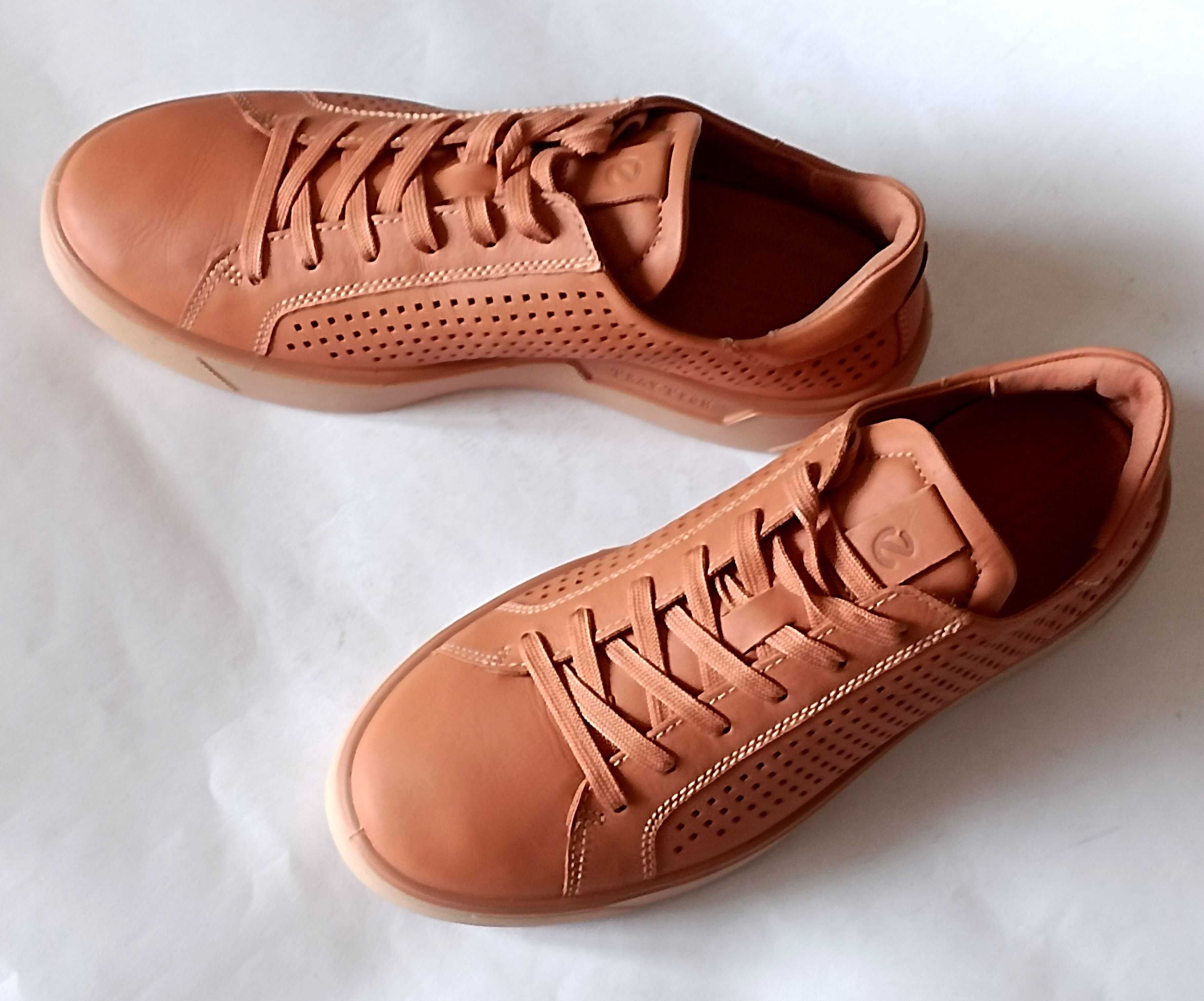 ECCO кеды низкие  STREET TRAY  40р