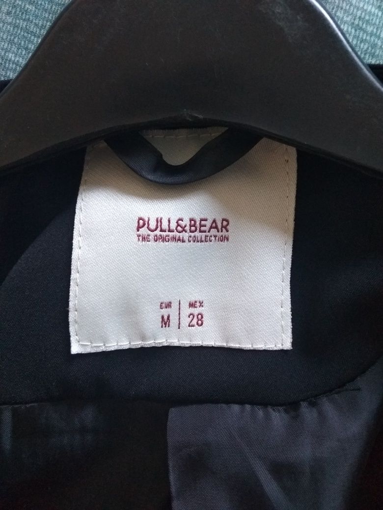 Blazer Pull and Bear