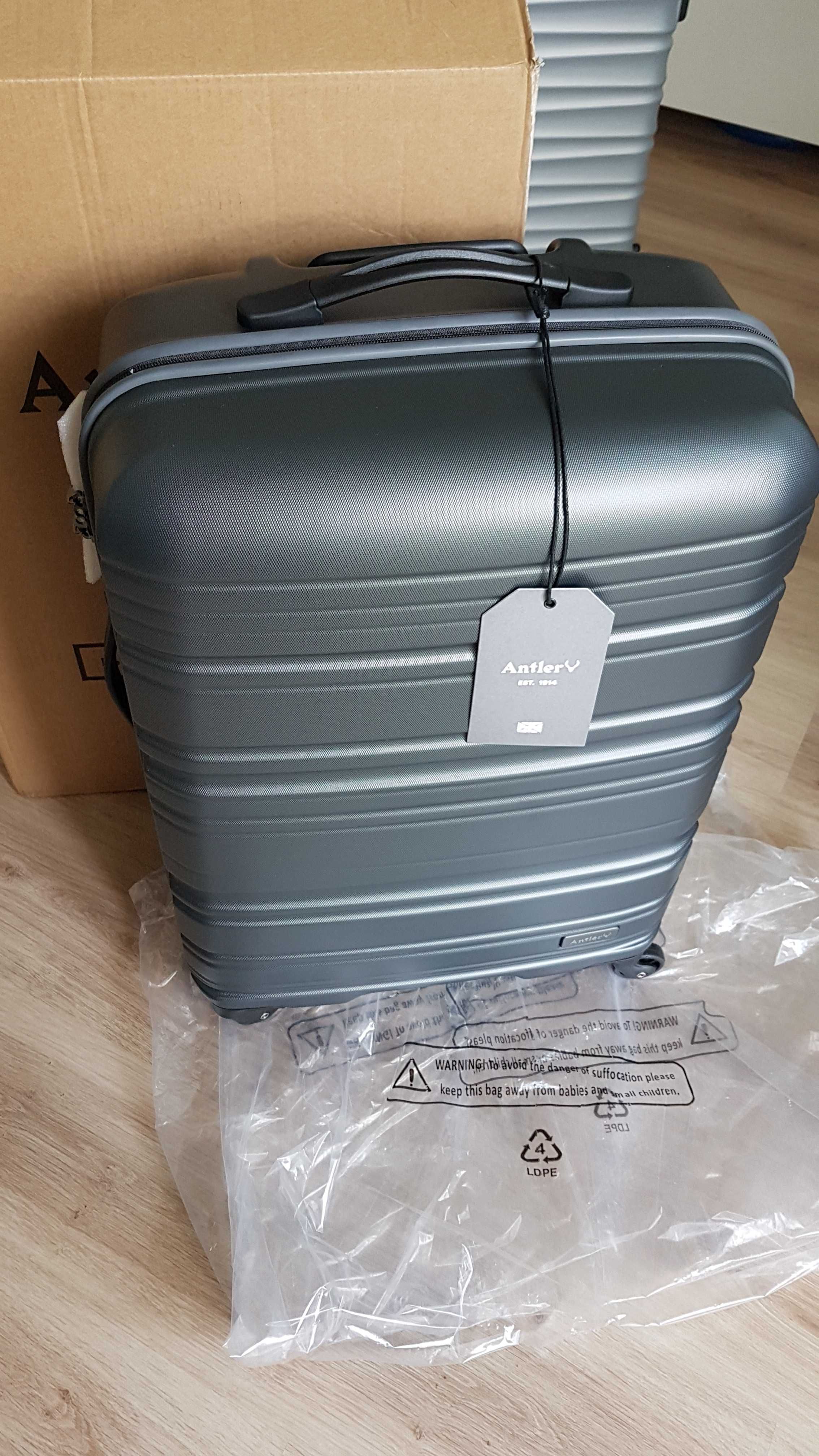 Walizka ANTLER grafit  65 L