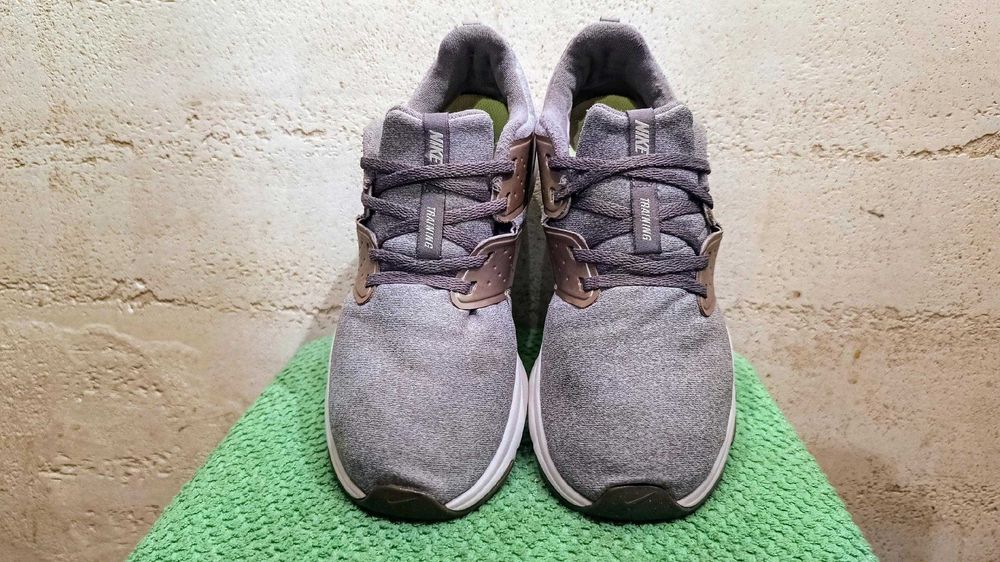 Buty na fitness NIKE AIR BELLA TRAINER PREMIUM r.40,5 st.bardzo dobry