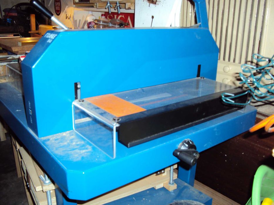 Conjunto para encadernar livros