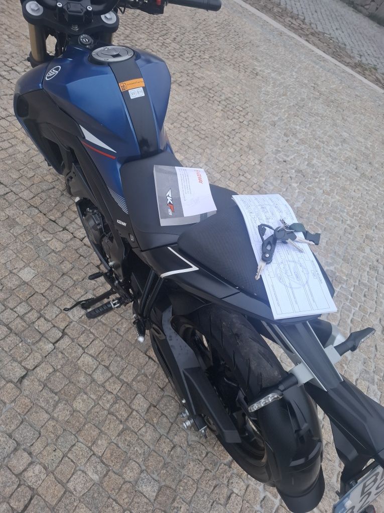 Keeway Rkf 125 de 12/2023 com livro de revisões