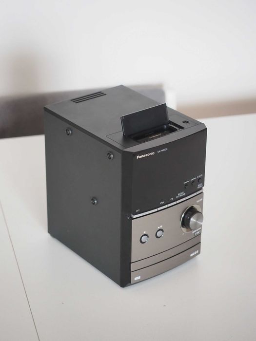Wieża Panasonic SC-PM500 iPhone 4S CD MP3 USB 2x20W RMS