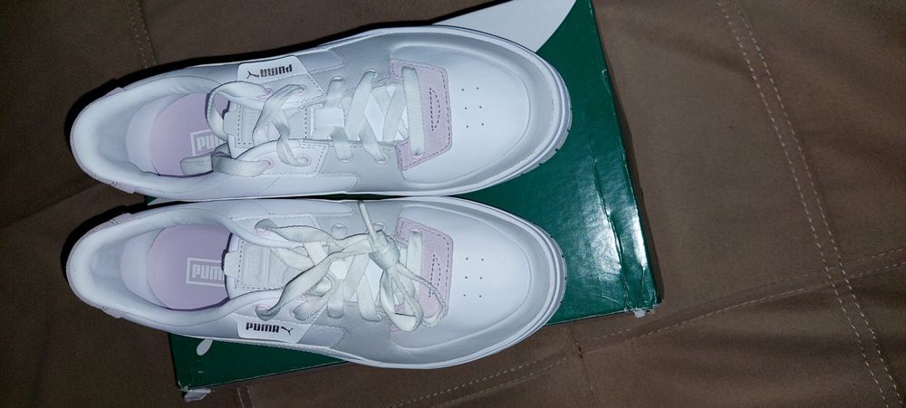 Puma кроссовки женские 39размер.