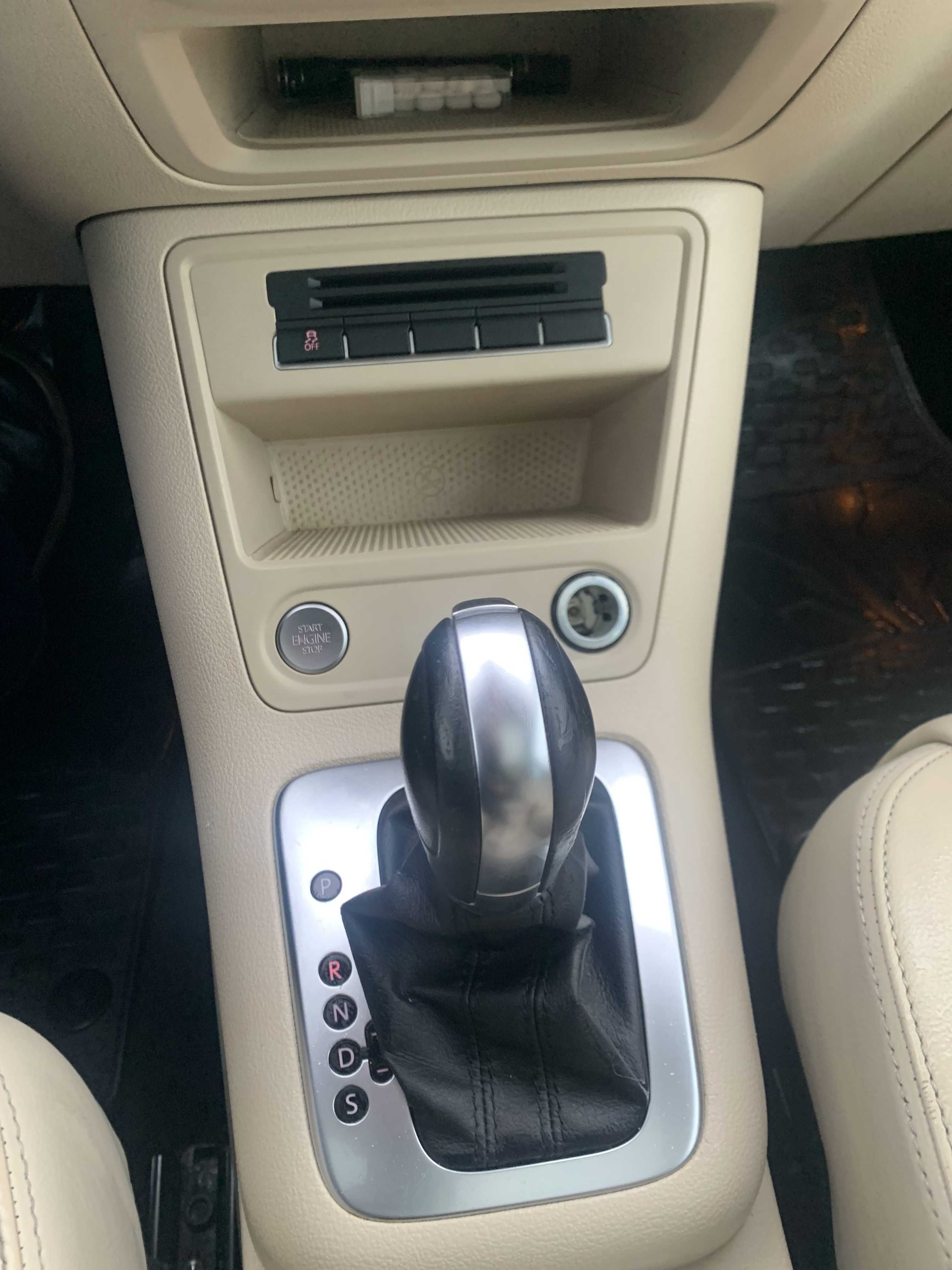 У продажу Volkswagen Tiguan SPORT