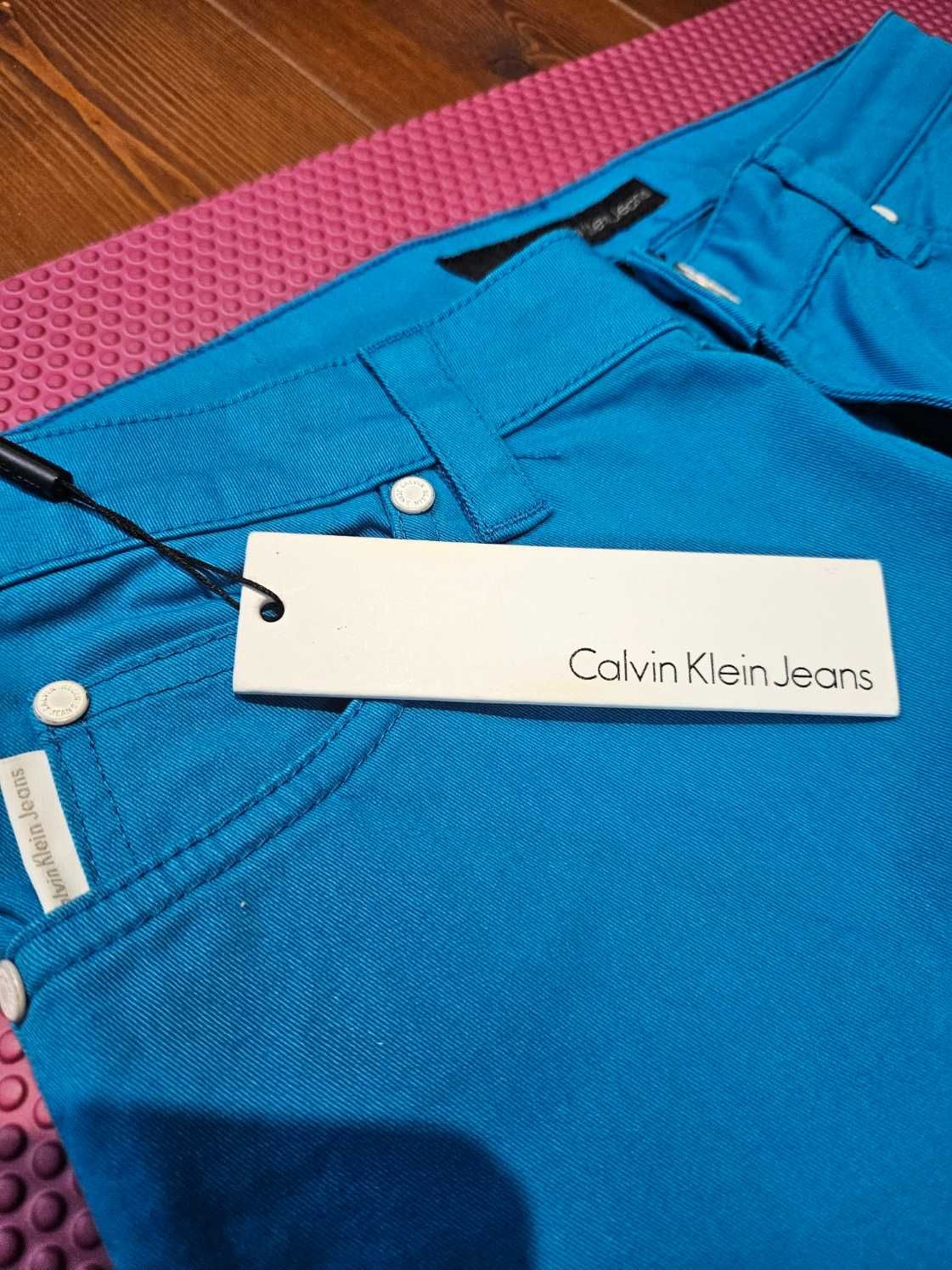 Spodnie Calvin Klein 28