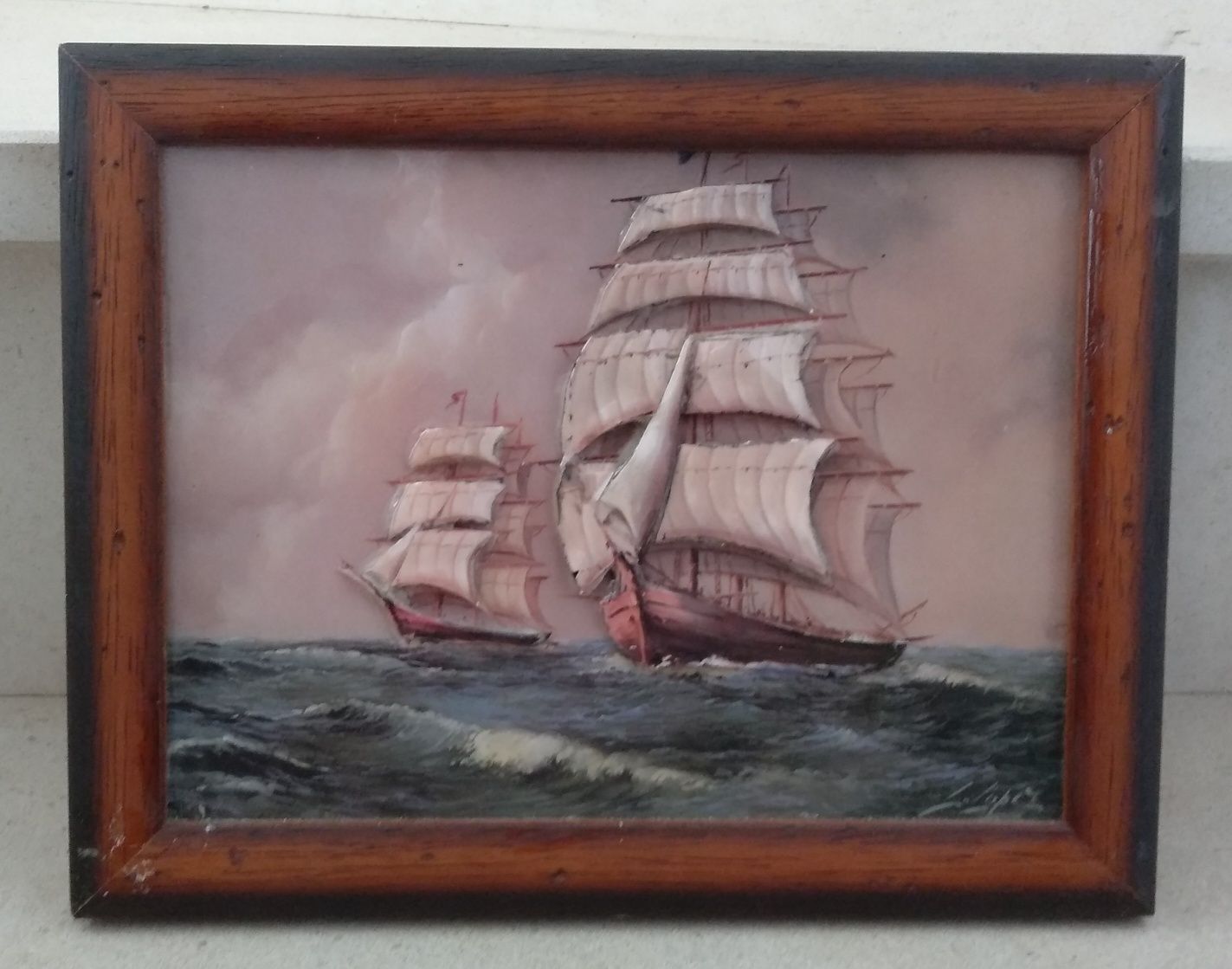 Bonito quadro com caravelas em relevo dos anos 70