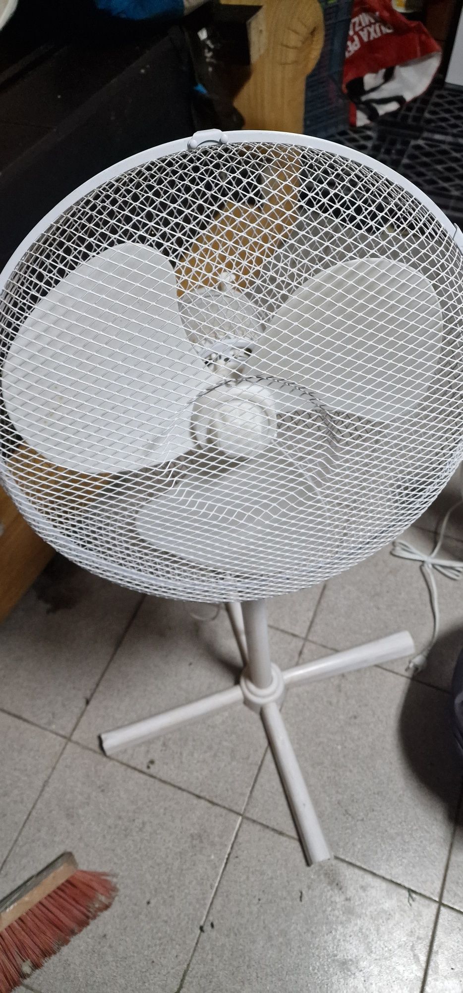 Ventoinha de mesa e de pé