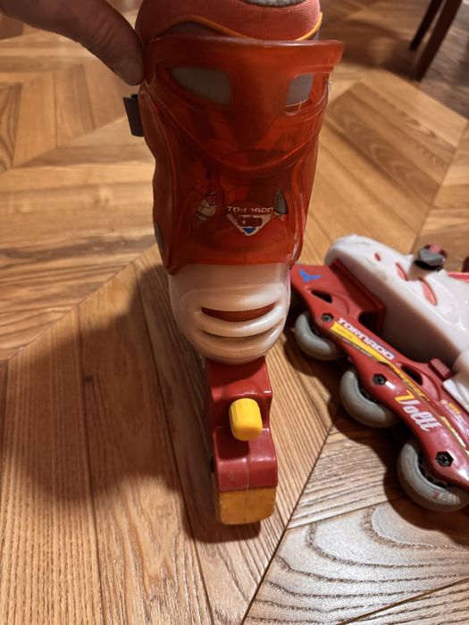 Rolki młodzieżowe dł wkł 21 cm