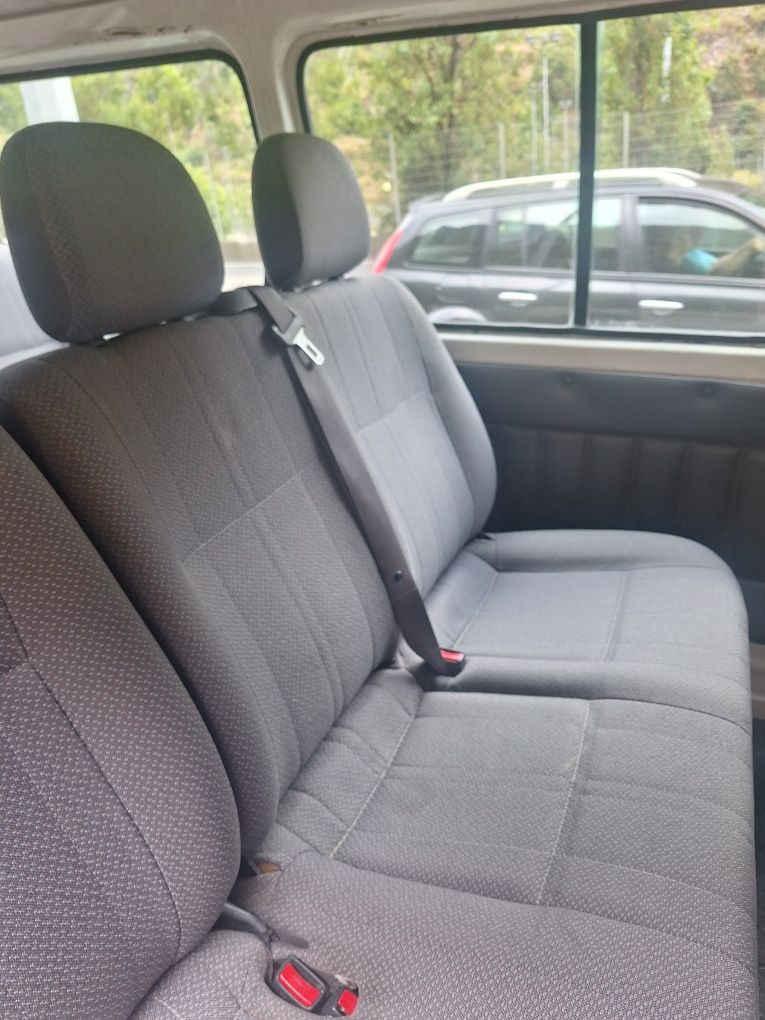 Toyota hiace (nove lugares)
