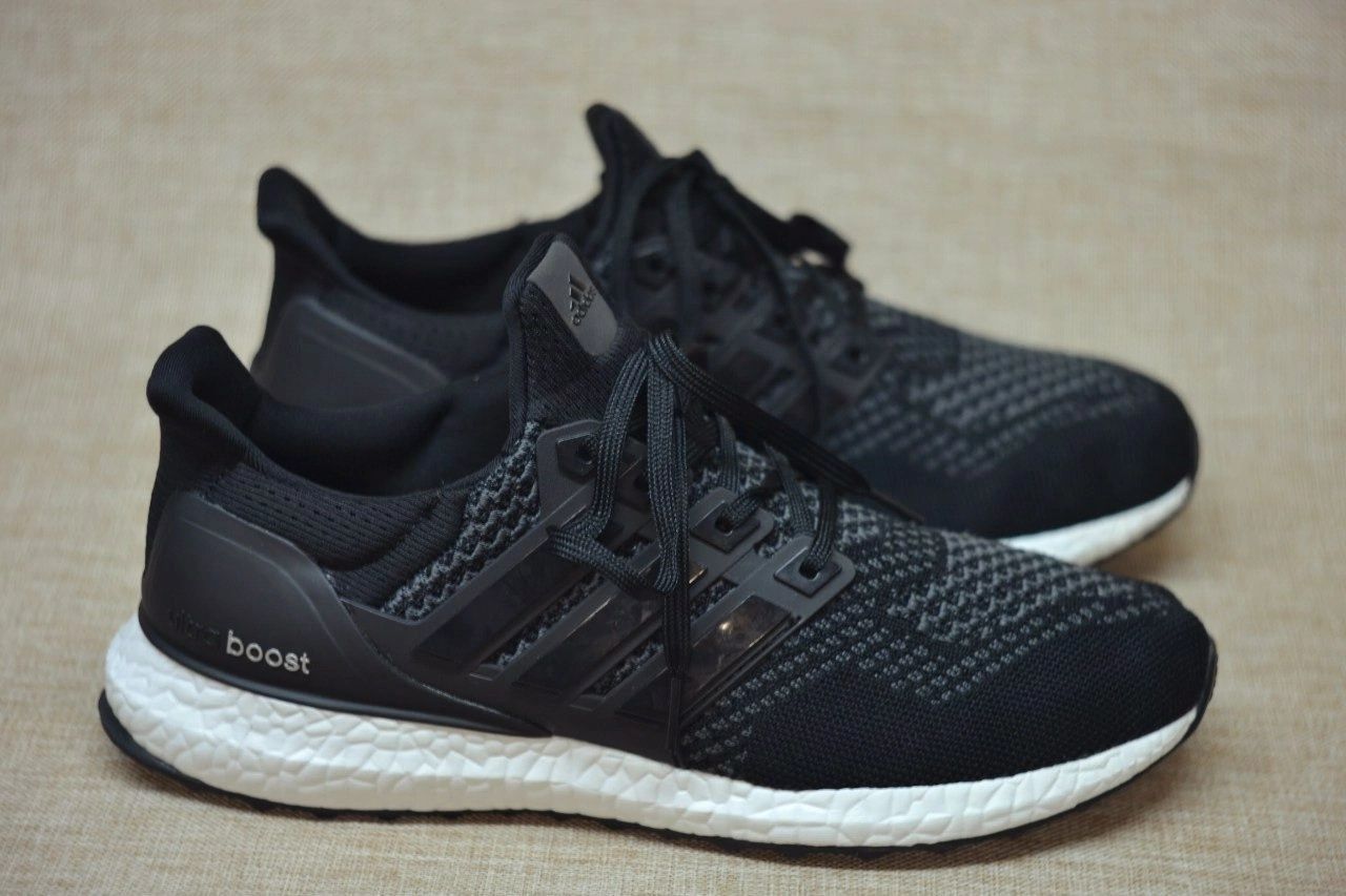 Кросівки Adidas Ultra Boost 40-44 розмір 4 кольори  . Розпродаж !